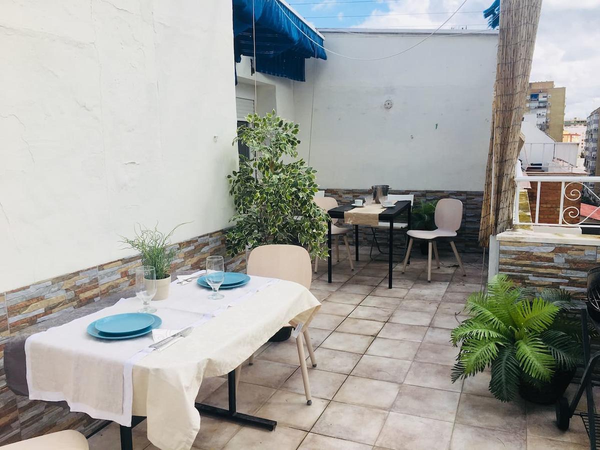 Atico Gran Terraza Triana Apartamento *