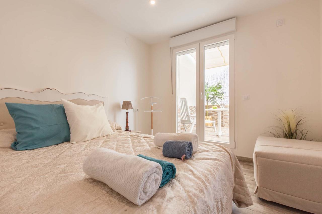 Atico Gran Terraza Triana Apartamento *
