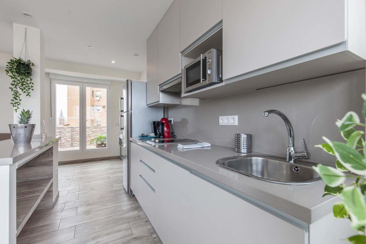 Atico Gran Terraza Triana Apartamento *