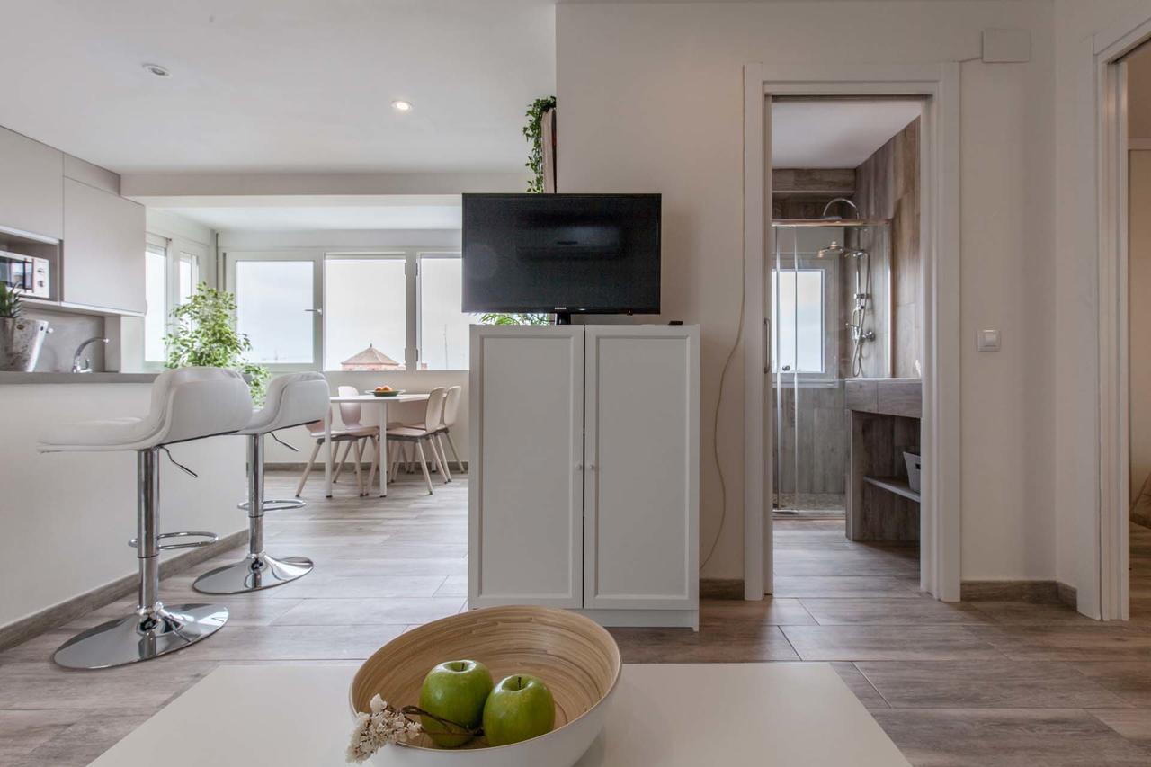 Atico Gran Terraza Triana Apartamento